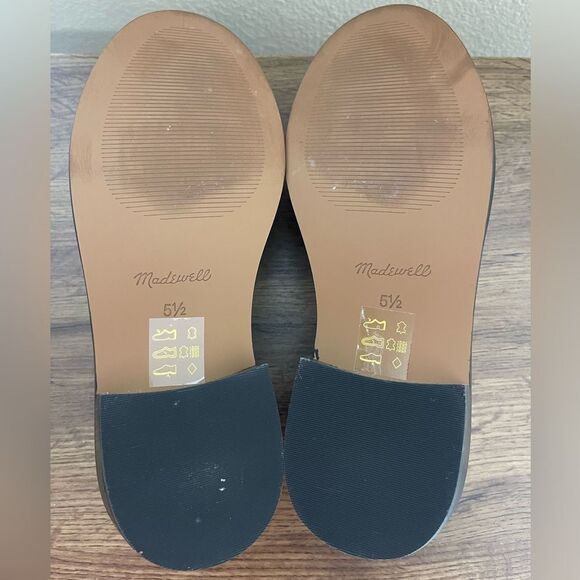 Sold - Picture 6 of 7